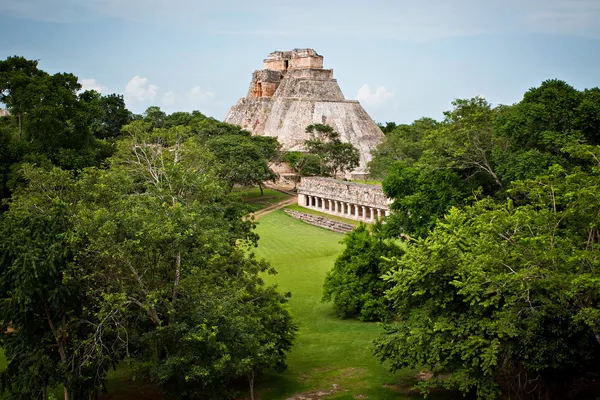 Mayská pyramida v Mexiku — Stock fotografie