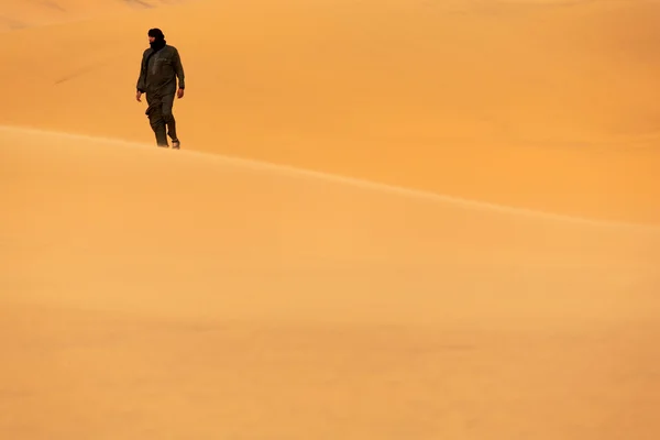 Tuareg no deserto — Fotografia de Stock