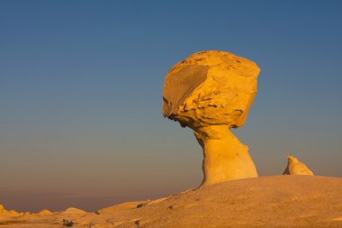 kayalar Batı beyaz çöl