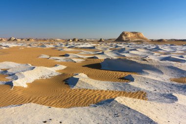 Mısır'daki beyaz çöl