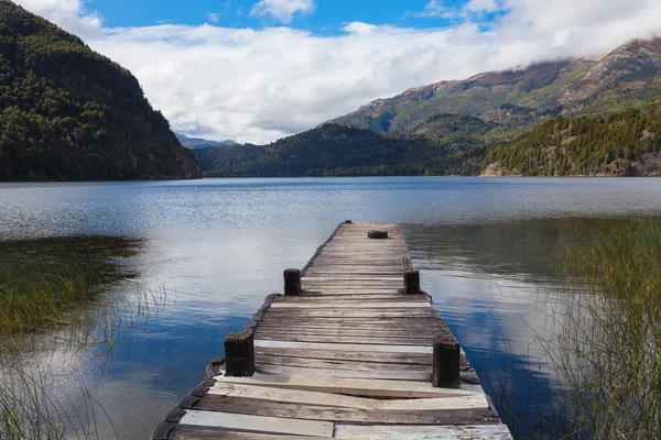 Lago Menendez, Parque Nacional Los Alersis, Patagônia, Argentina — Fotografia de Stock