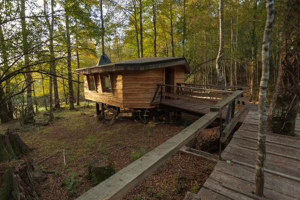 Wooden buildings in the ecopark Huilo Huilo, Patagonia, Chile — Stock Photo, Image