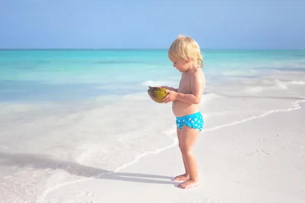 Kid with coconut — Stock Photo, Image