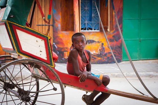Niezidentyfikowane chłopiec Madagaskaru — Zdjęcie stockowe