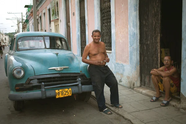 HAVANA, CUBA - JUNHO 27: Uma cena da vida dos habitantes — Fotografia de Stock