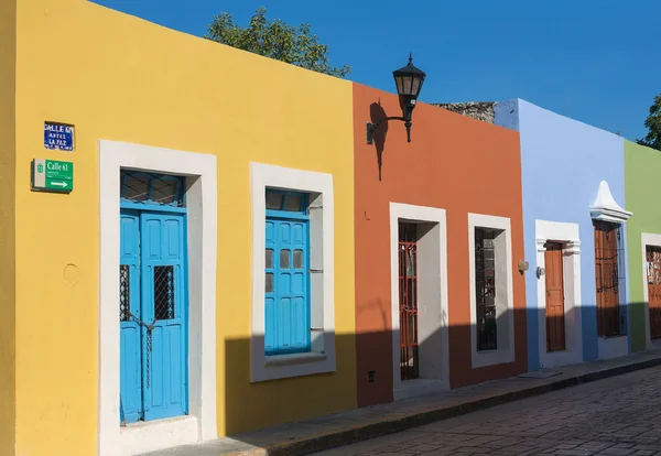 Arquitetura colonial em Campeche — Fotografia de Stock