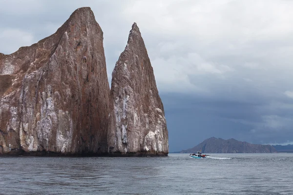 Kicker Rock en las Galápagos — Foto de Stock