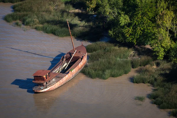 Barco viejo naufragio, río La Plata —  Fotos de Stock