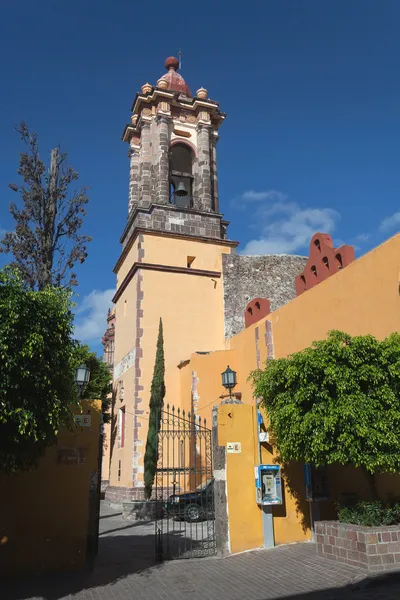 サンの歴史的なメキシコ都市ミゲル デ アジェンデ — ストック写真