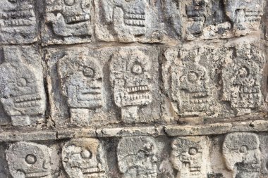 Piramitlerin kalıntıları Maya, Chichen-Itza, Meksika