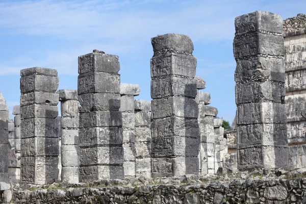 Ruiner av pyramiderna Maya, Chichen-Itza, Mexiko — Stockfoto