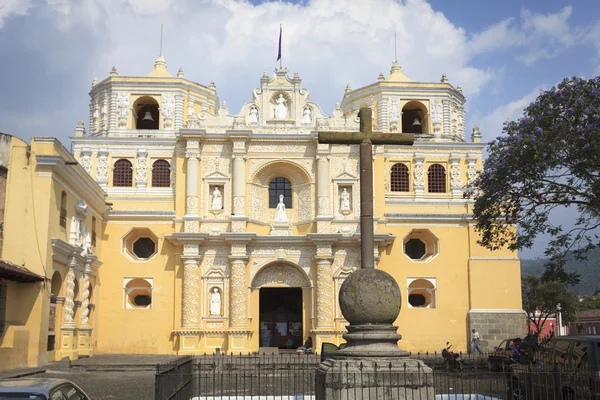 Edifícios coloniais em Guárico, Guatemala — Fotografia de Stock