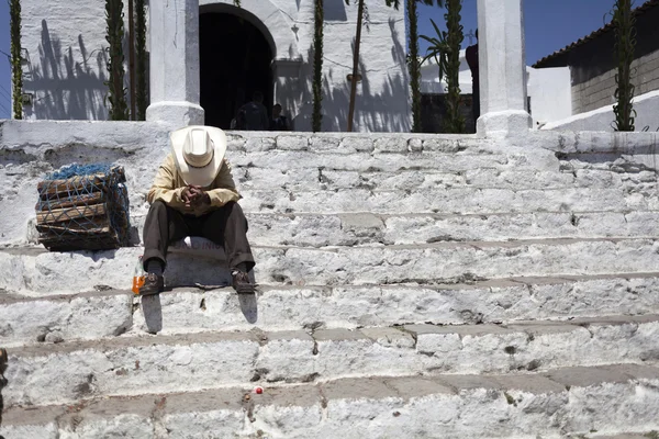 Chichicastenango, guatemala - március 24-én: az ismeretlen férfi a m — Stock Fotó