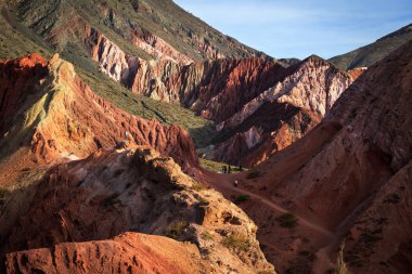 renkli purmamarca, jujuy Arjantin dağda