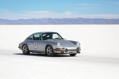 Salinas grandes, Arjantin - Mayıs 04: retro otomobil katılan
