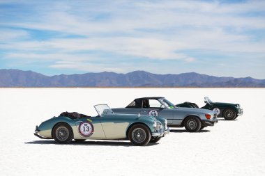 Salinas grandes, Arjantin - Mayıs 04: retro otomobil katılan