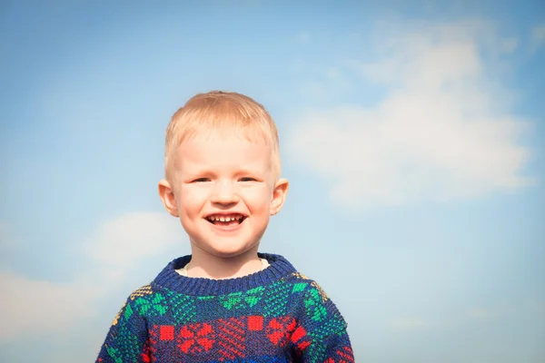 Bambino sorridente — Foto Stock