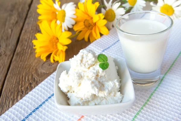 Latte e ricotta — Foto Stock