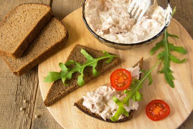 ton balıklı sandviç