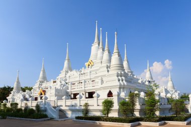 On üç üstleri pagoda buddish bir tapınak içinde samut prakan, Tayland
