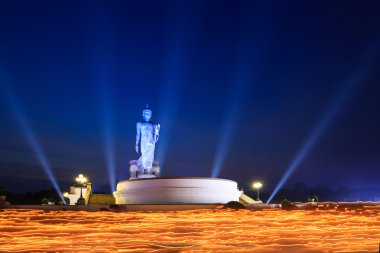 Mum Mum ışığında törende wi yürüyüş twilight, hafif iz