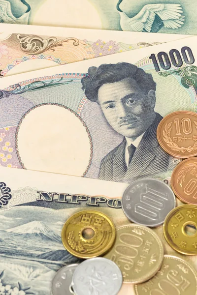 Japanse geld yen bankbiljetten en munten close-up — Stockfoto