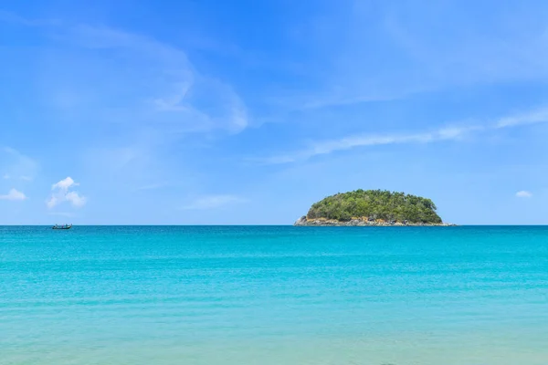 Tropical Paradise Island Turquoise Clear Blue Sea Kata Beach Famous — Fotografia de Stock