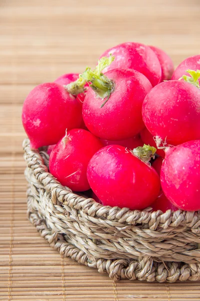 Radish in wicker basket — Stock Photo, Image