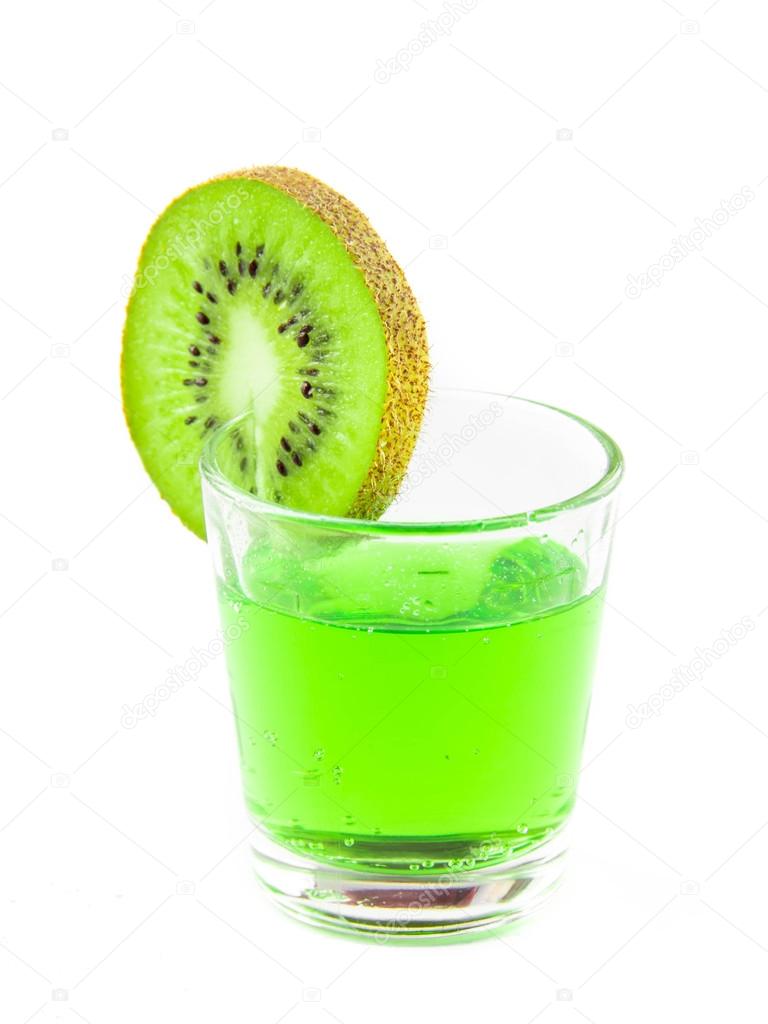 Green drink with kiwi