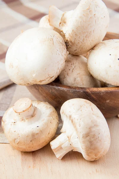 Champiñones en la mesa — Foto de Stock