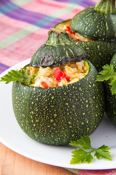 Round courgette stuffed rice and vegetables — Stock Photo, Image