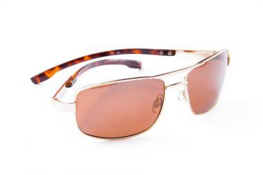 Altın güneş gözlüğü