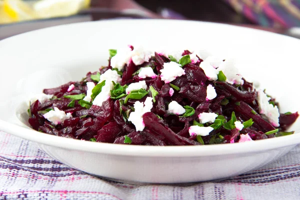 Delicious healthy beetroot salad with feta cheese and parsley — Stock Photo, Image