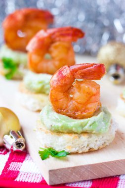 karides guacamole sos avokado, Noel ile tost lezzetli ap