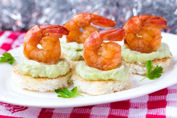 karides guacamole sos avokado, Noel ile tost lezzetli ap