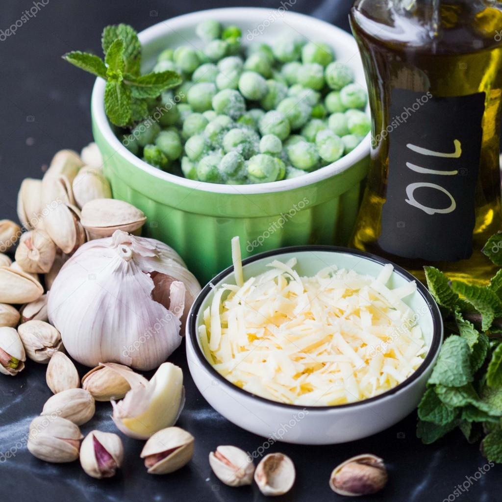 Pesto Sosu Kullanılan Yemekler Pesto Sosu Kullanılan Yemekler