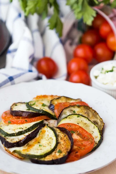 Ratatouille, sebze kesme dilimleri, patlıcan, kabak, tomat — Stok fotoğraf
