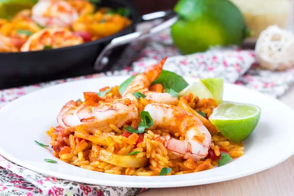 Spanish dish paella with seafood, shrimps, squid, rice, saffron — Stock Photo, Image