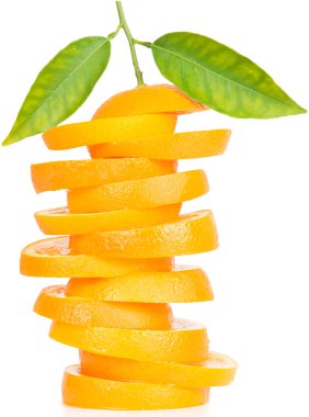 Turuncu meyve dilimleri yığını