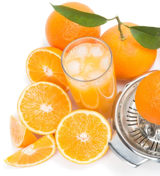 Freshly squeezed ice cold orange juice — Stock Photo, Image