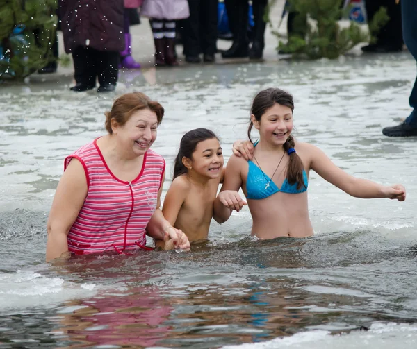 Swimming in the ice-hole. Feast of the Epiphany — Stock Photo, Image