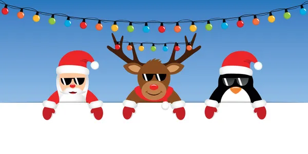 Niedliche Weihnachtsmann Rentier und Pinguin mit Sonnenbrille und Weihnachtsfee Lichter weißes Banner — Stockvektor