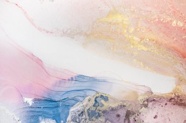 Alkol mürekkebi tekniğinde soyut akışkan resim, mavi, kırmızı ve altın rengi boya karışımı. Altın damarlar parlayan mermer taşlar. Yüksek çözünürlük Donmuş boya karışımları, inanılmaz desenler ve lekeler örüyor..