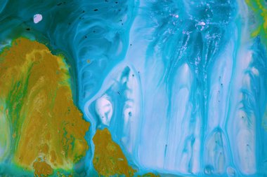 Soyut akrilik resim. Mermer mavisi soyut arkaplan. Sıvı mermer deseni. El boyası arka plan, karışık sıvı kırmızı, mavi ve yeşil boyalarla. Modern sanat. 