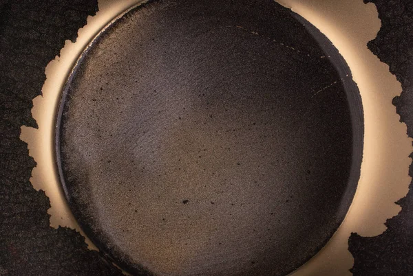 Altın yaldızlı arka plan, parlak parlak ışık konfetisi. Modern sanat. Soyut renkli duvar kâğıdı. Afişler için Sıvı Sanat, ruhani grafik tasarımı.