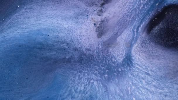 多色の塵の動きに似た輝く抽象的なグランジの背景 ピンク 青インクの塗料の明るい色の流れのオーバーフロー 流体芸術の描画ビデオ 抽象的なテクスチャと — ストック動画