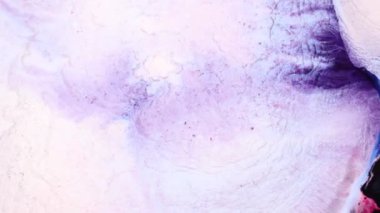Sıvı video sanatı, yeşil ve beyaz alkol mürekkebi ile güzel bir soyut sanat arkaplanı yaratır. Makro boya hareketi, uçuş, büyüme ve genişleme videoları bir petri kabında. Meditasyona dal