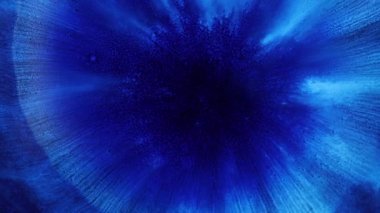 Sıvı video sanatı, yeşil ve beyaz alkol mürekkebi ile güzel bir soyut sanat arkaplanı yaratır. Makro boya hareketi, uçuş, büyüme ve genişleme videoları bir petri kabında. Meditasyona dal