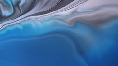 Mavi akrilik sıvı doku. Renkli hareketler. Soyut boya arka planı. Akışkan sanat çizimi videosu, renkli dalgalı soyut akrilik doku. Mavi, siyah ve mavi ile ayrıntılı arkaplan hareketi