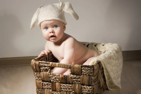 Roztomilé dítě v čepici — Stock fotografie
